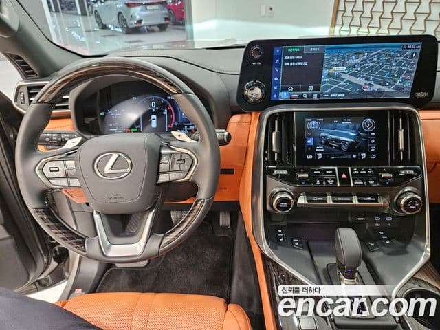 Lexus LX 2025 — Şəkil 8/15