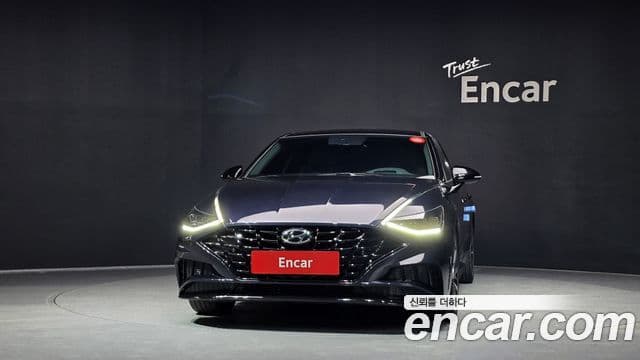 Hyundai Sonata 2021 — ფოტო 3/20
