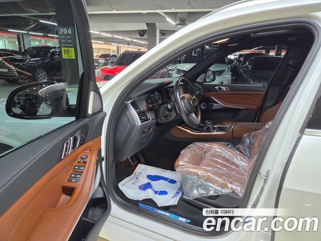 BMW X5 2022 — Şəkil 10/19