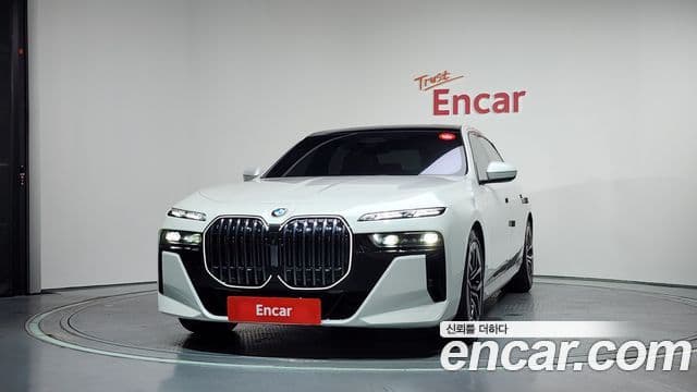 BMW 7 Series 2023 — Şəkil 3/20