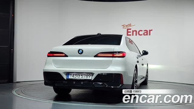 BMW 7 Series 2023 — Şəkil 4/20