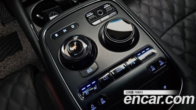 Genesis G90 2024 — ფოტო 8/20
