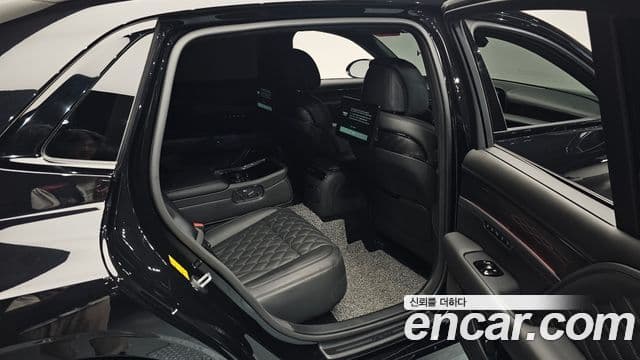 Genesis G90 2024 — ფოტო 13/20