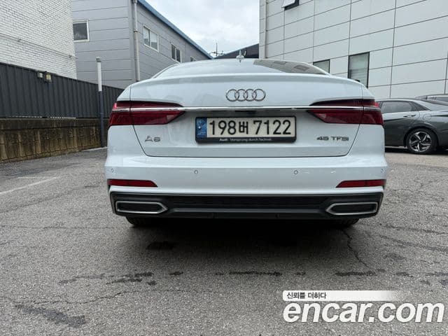Audi A6 2021 — ფოტო 3/17