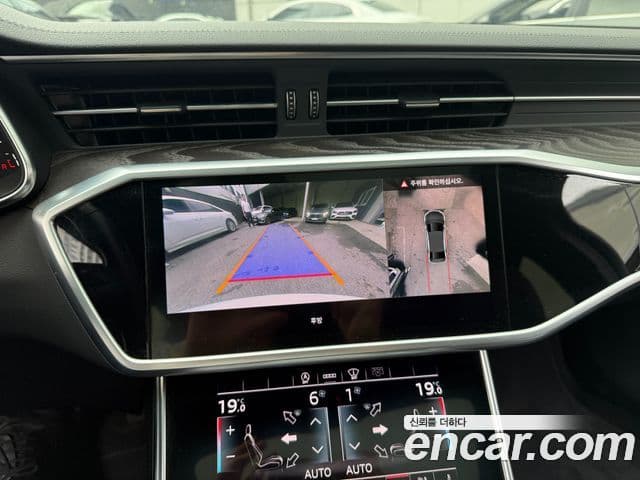 Audi A6 2021 — ფოტო 12/17