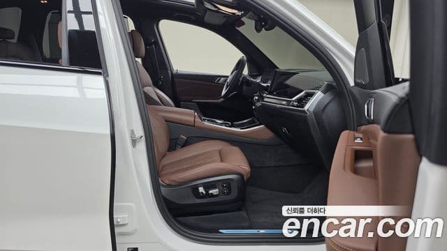 BMW X5 2025 — Photo 11/32