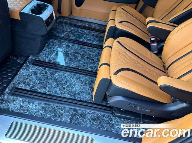 Kia Carnival 2024 — Şəkil 15/20