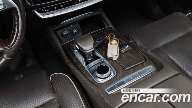 Kia The K9 2018 — Şəkil 9/20