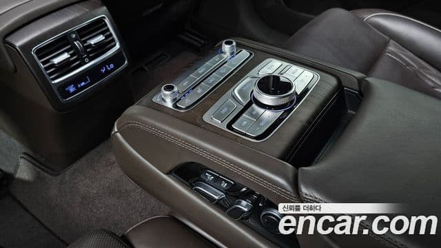 Kia The K9 2018 — Şəkil 17/20