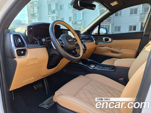 Kia Sorento 2023 — Photo 9/20