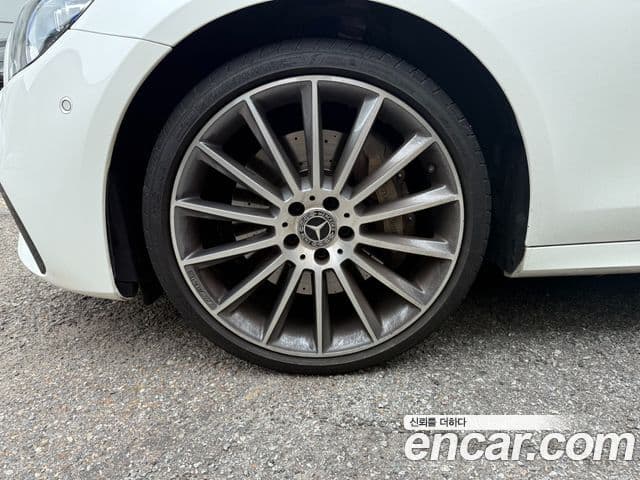 Mercedes-Benz E-Class 2022 — Şəkil 4/19