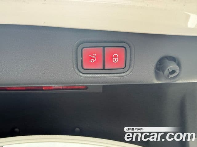 Mercedes-Benz E-Class 2022 — Şəkil 18/19