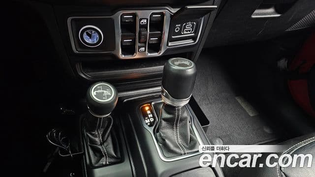 Jeep Wrangler 2021 — Photo 5/30