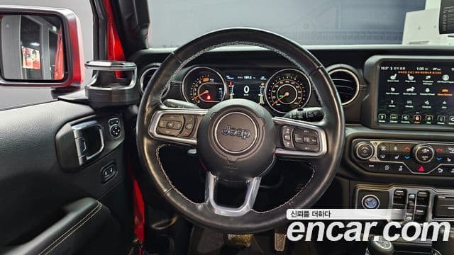 Jeep Wrangler 2021 — Photo 3/30