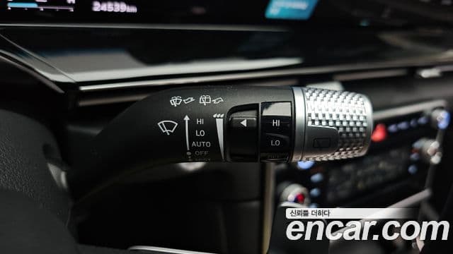 Genesis GV80 2024 — Photo 8/34