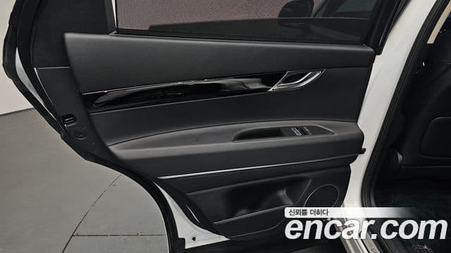 Genesis GV80 2024 — Photo 22/34