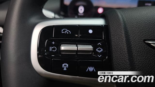 Genesis GV80 2024 — Photo 28/34