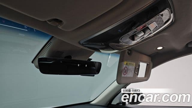 Genesis GV80 2024 — Photo 32/34