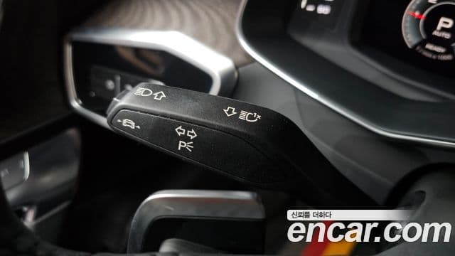 Audi A6 2021 — Photo 17/35