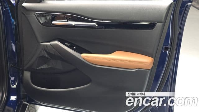 Kia Seltos 2025 — ფოტო 10/34
