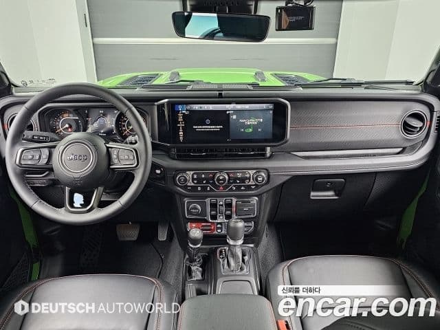 Jeep Wrangler 2025 — ფოტო 16/20