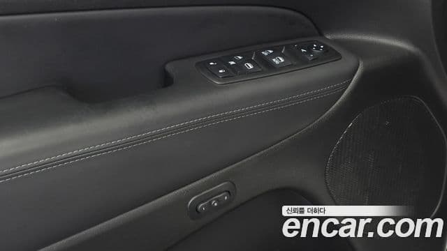 Jeep Grand Cherokee 2019 — Şəkil 1/34