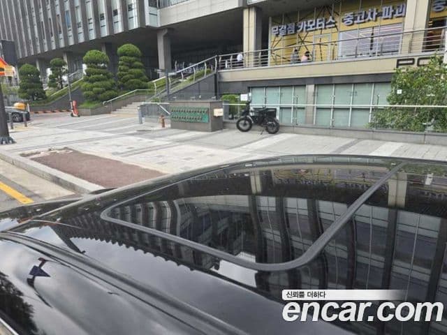 Toyota Avalon 2022 — Şəkil 7/10