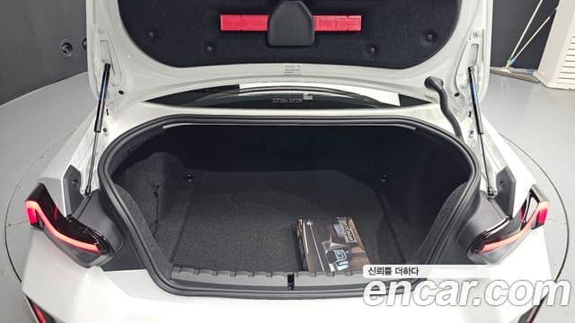 BMW M2 2025 — Photo 11/34