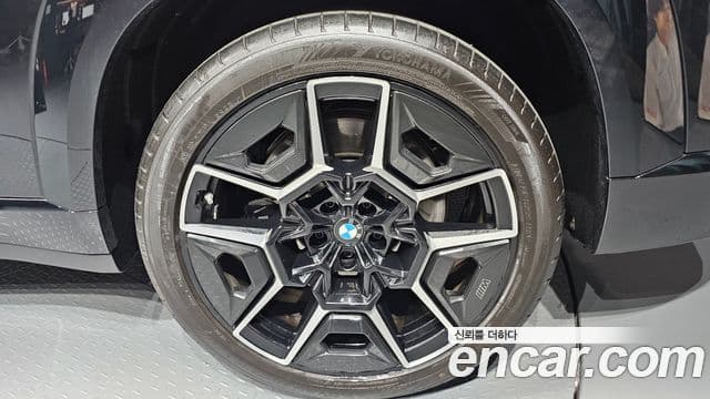 BMW XM 2026 — Şəkil 4/39