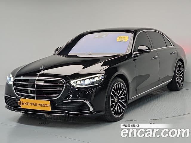 Mercedes-Benz S-Class 2025 — Photo 2/20
