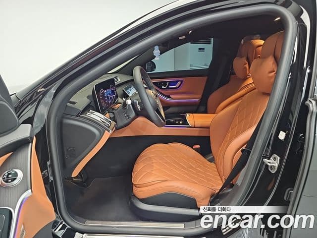 Mercedes-Benz S-Class 2025 — Photo 14/20