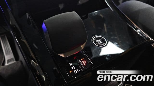 Land Rover Range Rover Sport 2025 — Фото 9/20