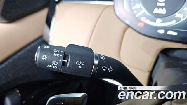 Land Rover Range Rover Sport 2025 — ფოტო 17/36