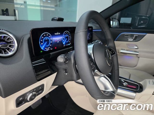 Mercedes-Benz EQA 2025 — ფოტო 18/20