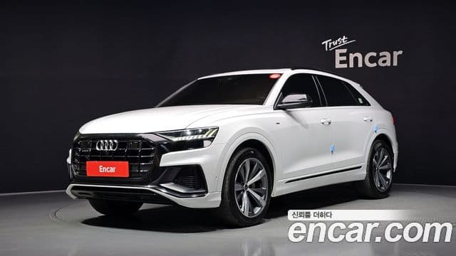 Audi Q8 2021 — ფოტო 15/36