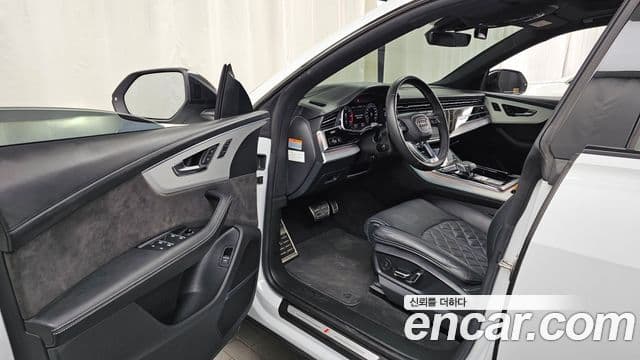 Audi Q8 2021 — ფოტო 8/36