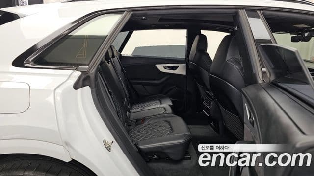 Audi Q8 2021 — ფოტო 9/36