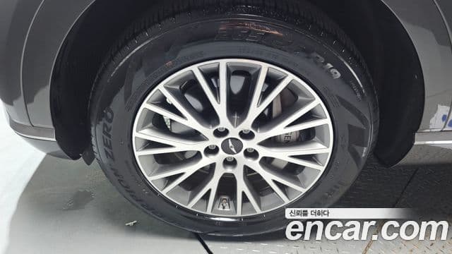 Genesis GV80 2024 — ფოტო 31/34
