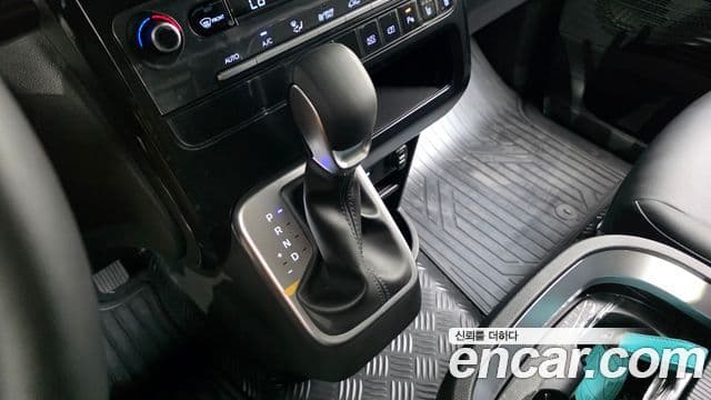Hyundai Staria 2026 — Фото 7/20