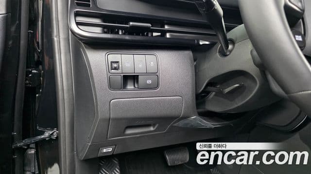 Hyundai Staria 2026 — Фото 17/20