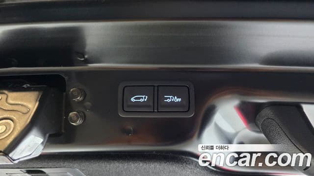 Hyundai Staria 2026 — Photo 31/35