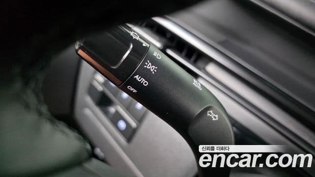 Hyundai Staria 2026 — Photo 25/35