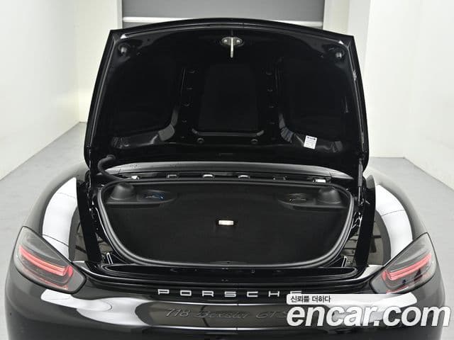 Porsche 718 Boxster 2024 — Photo 4/20