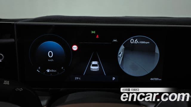 Hyundai Grandeur Hybrid 2023 — ფოტო 17/32