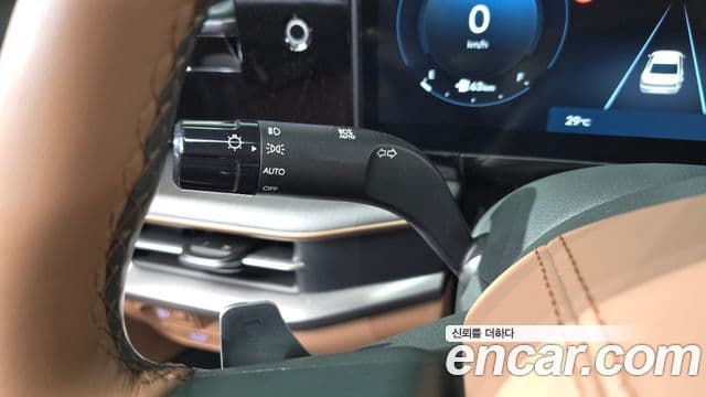Hyundai Grandeur Hybrid 2023 — ფოტო 3/32