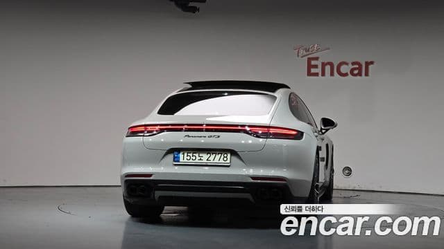 Porsche Panamera 2021 — Şəkil 11/36