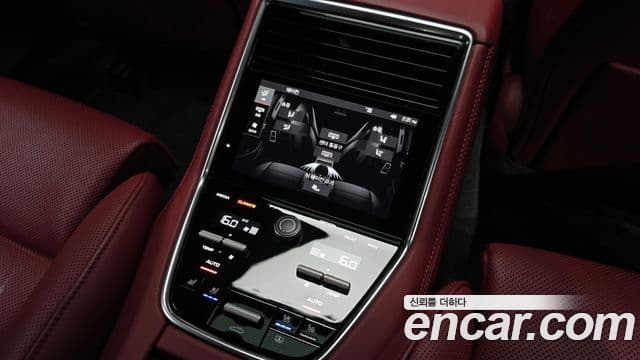 Porsche Panamera 2021 — Şəkil 29/36
