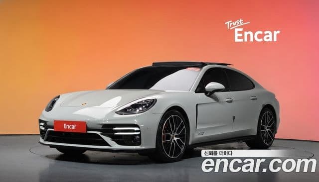 Porsche Panamera 2021 — Şəkil 23/36