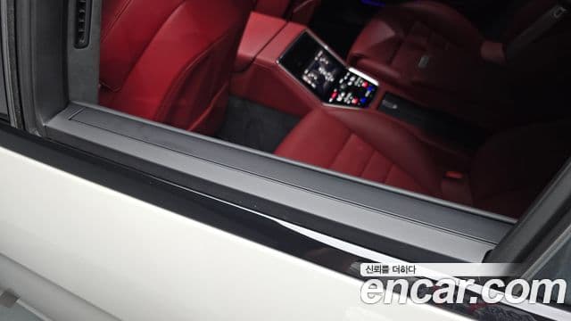 Porsche Panamera 2021 — Şəkil 10/36