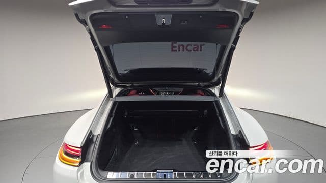 Porsche Panamera 2021 — Şəkil 34/36